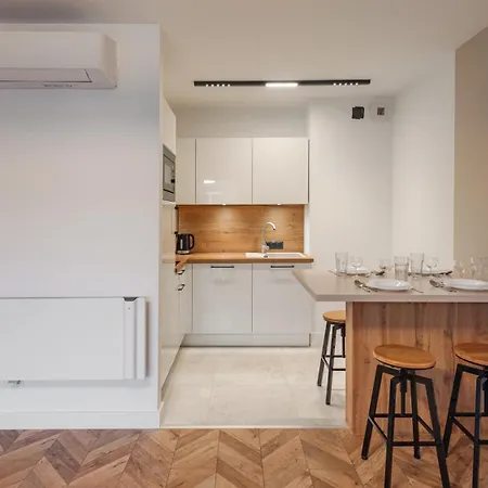 Apartamenty Delux Sun & Snow Belnihel - Blisko Centrum I Fokarium Exterior photo