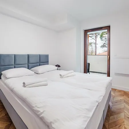 Apartamenty Delux Sun & Snow Belnihel - Blisko Centrum I Fokarium Exterior photo