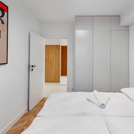 Apartamenty Delux Sun & Snow Belnihel - Blisko Centrum I Fokarium Exterior photo