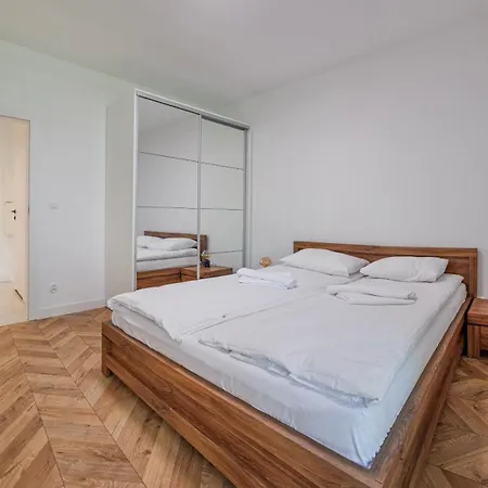 Apartamenty Delux Sun & Snow Belnihel - Blisko Centrum I Fokarium Exterior photo