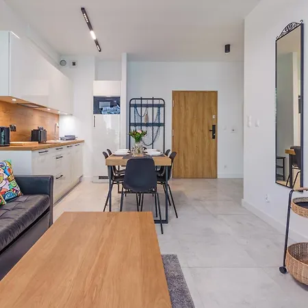 Apartamenty Delux Sun & Snow Belnihel - Blisko Centrum I Fokarium Exterior photo