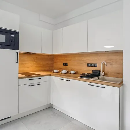 Apartamenty Delux Sun & Snow Belnihel - Blisko Centrum I Fokarium Exterior photo